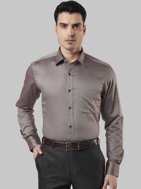 

Raymond Men Brown Regular Fit Solid Formal Shirt