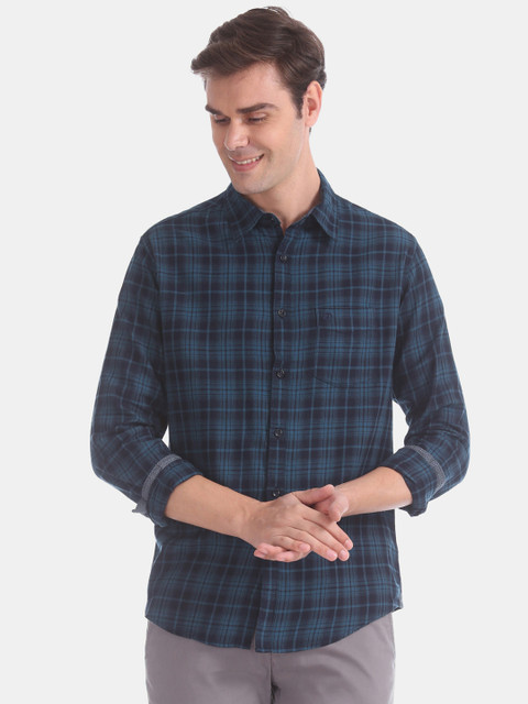 

Ruggers Men Navy Blue Slim Fit Checked Casual Shirt