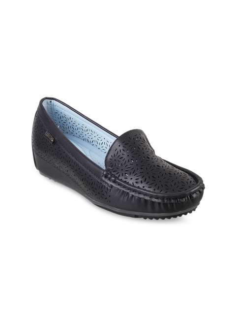 

Metro Women Black Solid Pumps