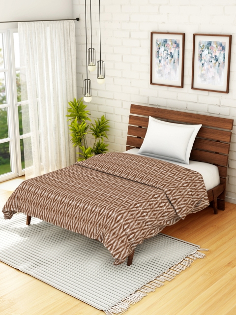 

SPACES Brown Abstract AC Room 210 GSM Single Bed Dohar