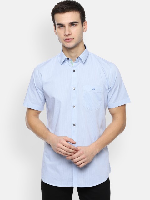 

Van Heusen Sport Men Blue Slim Fit Checked Casual Shirt