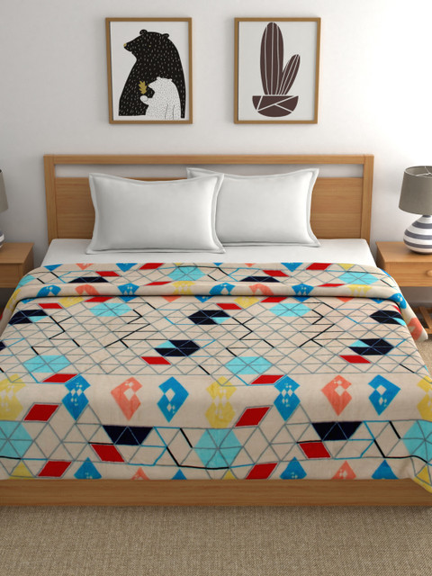 

A Homes Grace Multicoloured Geometric Print Mild Winter 350 GSM Double Bed Blanket, Multi