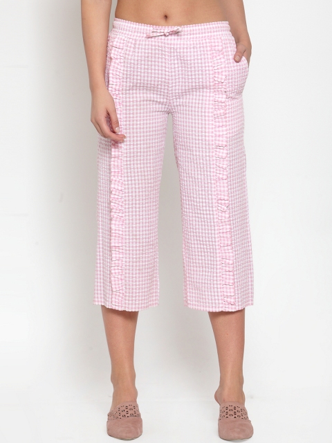 

armure Women Pink & White Checked Regular Fit Capris