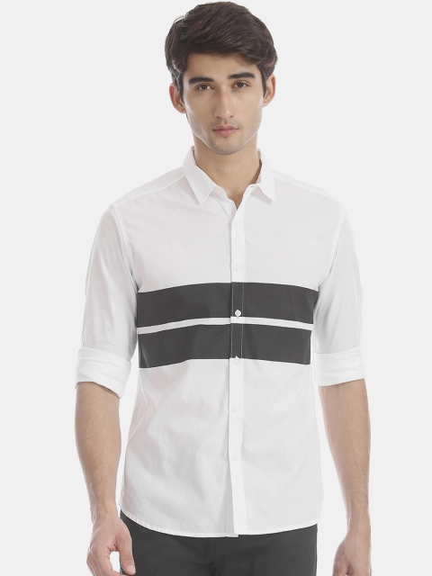 

Flying Machine Men White & Charcoal Grey Colourblocked Regular Fit Casual Shirt