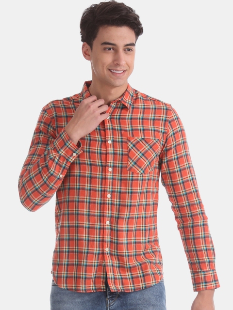 

Flying Machine Men Orange & Cream-Coloured Checked Regular Fit Casual Shirt