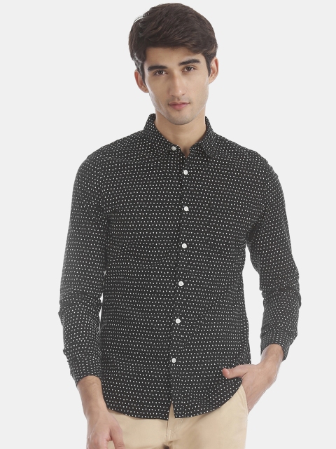 

Flying Machine Men Black & White Regular Fit Printed Casual Shirt