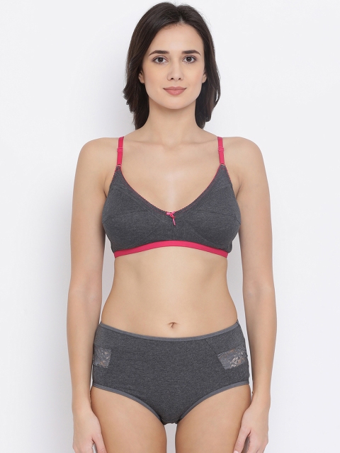 

Clovia Women Grey Solid Lingerie Set COMBBP30532B