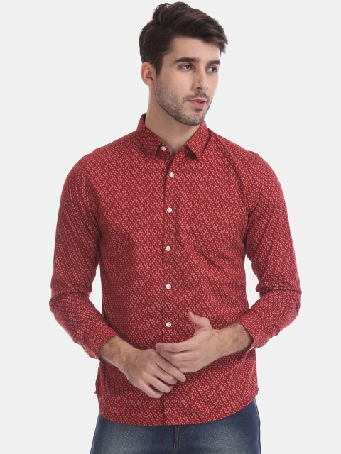 

Flying Machine Men Red Regular Fit Printed Casual Shirt