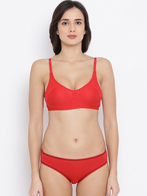 

Clovia Women Red Solid Lingerie Set COMBBP74532B