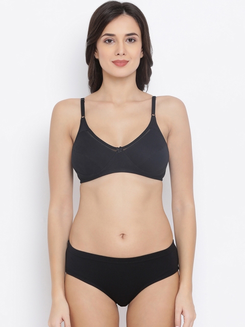

Clovia Women Black Solid Lingerie Set COMBBP44732B