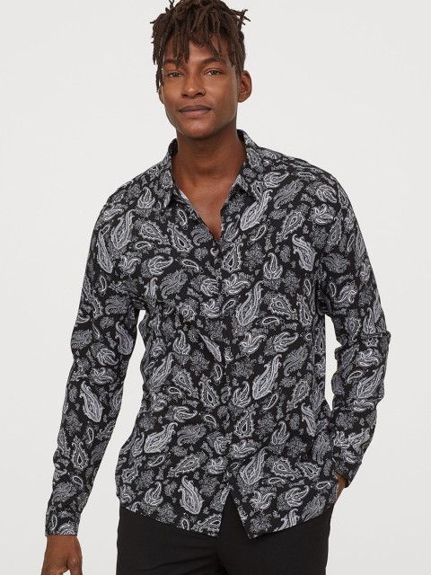 

H&M Men Black & White Printed Viscose Shirt Slim Fit
