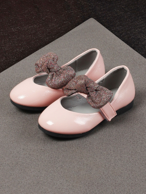 

Walktrendy Girls Pink Solid Ballerinas