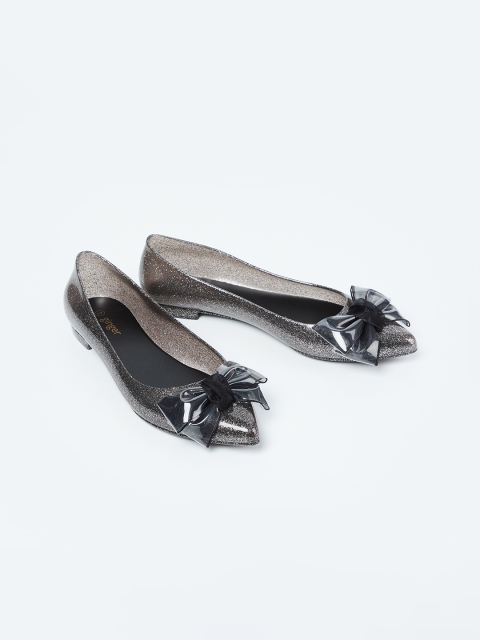 

Ginger by Lifestyle Women Black Solid Ballerinas