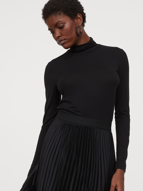 

H&M Women Black Polo-Neck Top