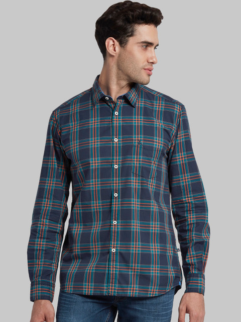 

Parx Men Navy Blue & Red Slim Fit Checked Casual Shirt