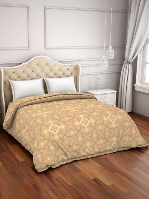 

Welspun Brown & Mustard Yellow Geometric AC Room 210 GSM Double Bed Dohar