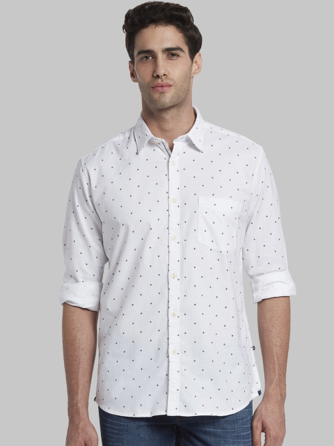 

Parx Men White & Navy Blue Slim Fit Printed Casual Shirt