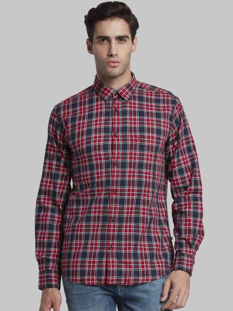 

Parx Men Navy Blue & Red Slim Fit Checked Casual Shirt