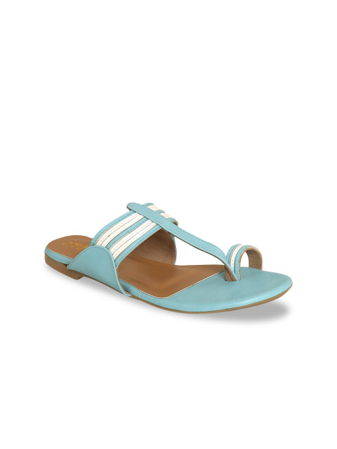 

Siendo Desi Women Blue & White Colourblocked One Toe Flats