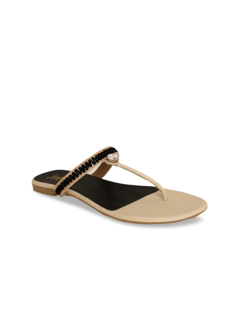 

Siendo Desi Women Black Woven Design T-Strap Flats