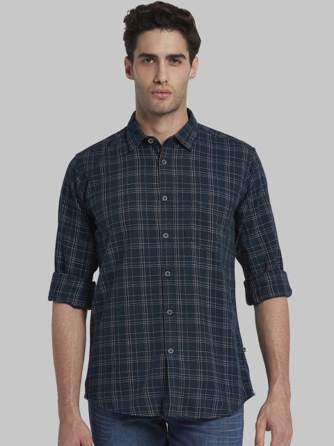

Parx Men Navy Blue & White Slim Fit Checked Casual Shirt