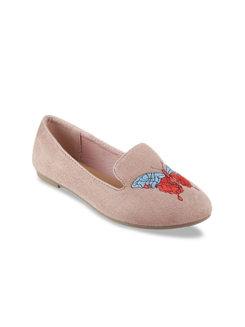 

Metro Women Pink Embroidered Ballerinas