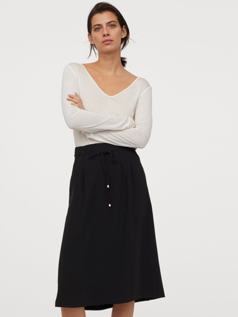 

H&M Women Black Skirt With A Tie Belt
