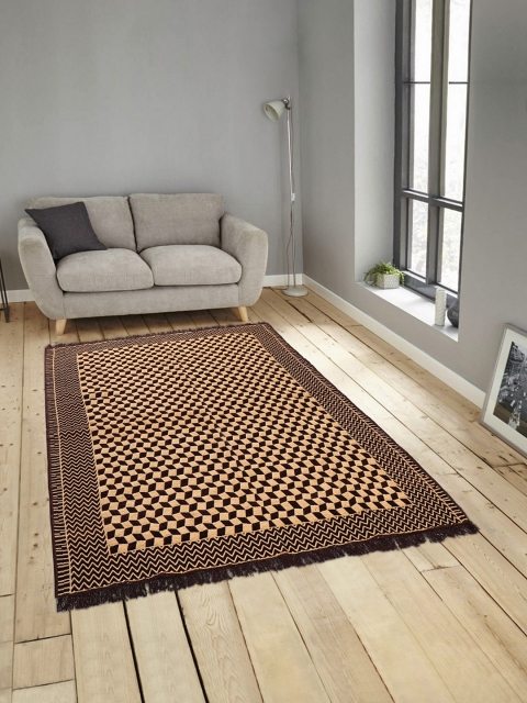 

ROMEE Brown & Beige Polyester Geometric Patterned Carpet