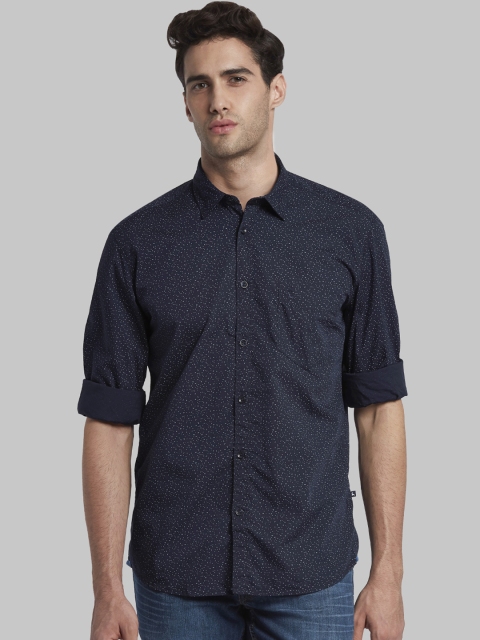 

Parx Men Navy Blue & Off-White Slim Fit Printed Casual Shirt