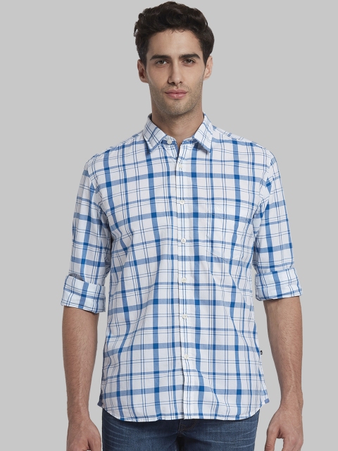 

Parx Men Blue & Off-White Slim Fit Checked Casual Shirt
