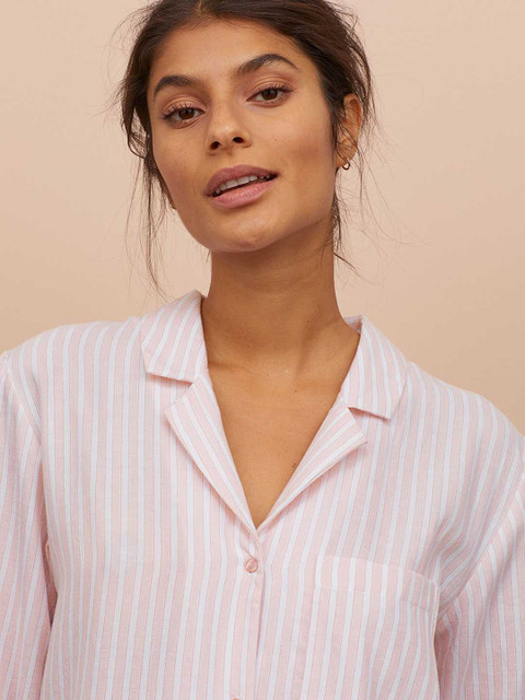 

H&M Women Pink & White Flannel Nightshirt