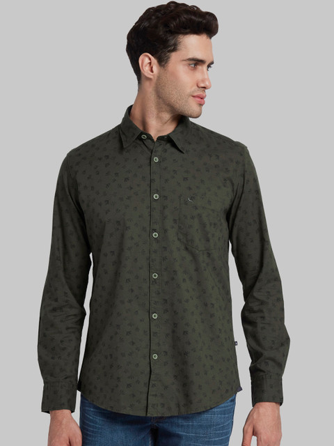 

Parx Men Green Slim Fit Printed Casual Shirt