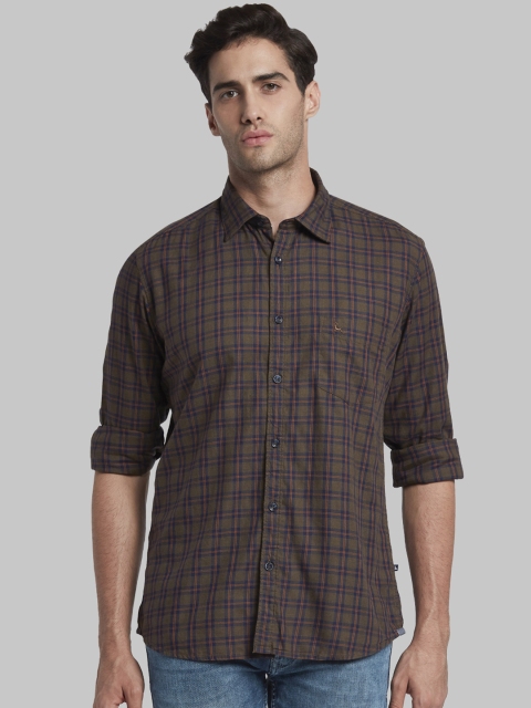 

Parx Men Brown & Navy Blue Slim Fit Checked Casual Shirt