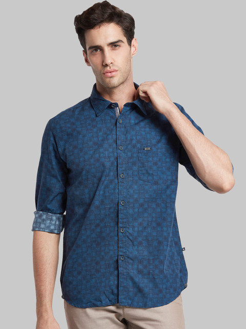 

Parx Men Blue Slim Fit Checked Casual Shirt