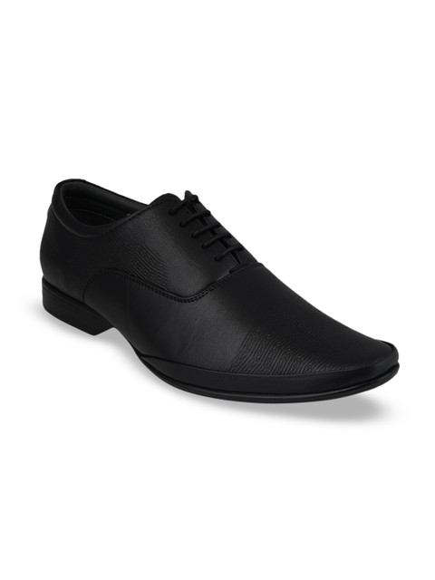 

Pelle Albero Men Black Textured Leather Formal Oxfords