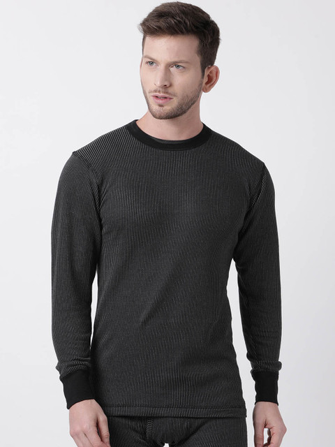 

Macroman M-Series Men Black Solid Thermal Top