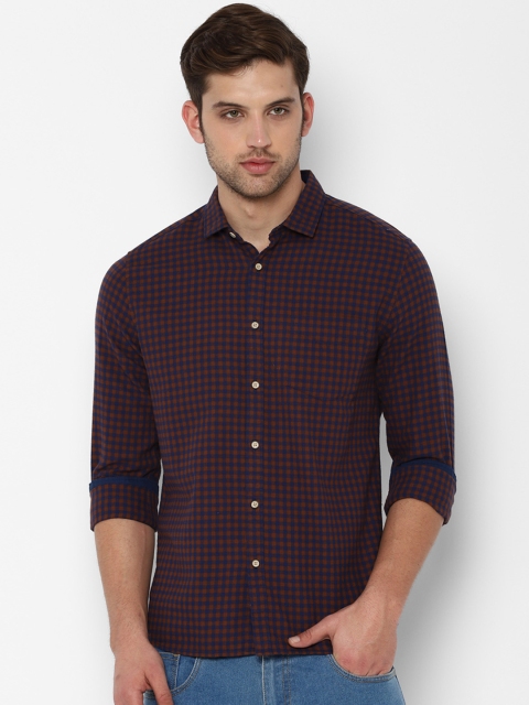 

People Men Brown & Navy Blue Regular Fit Checked Formal Shirt
