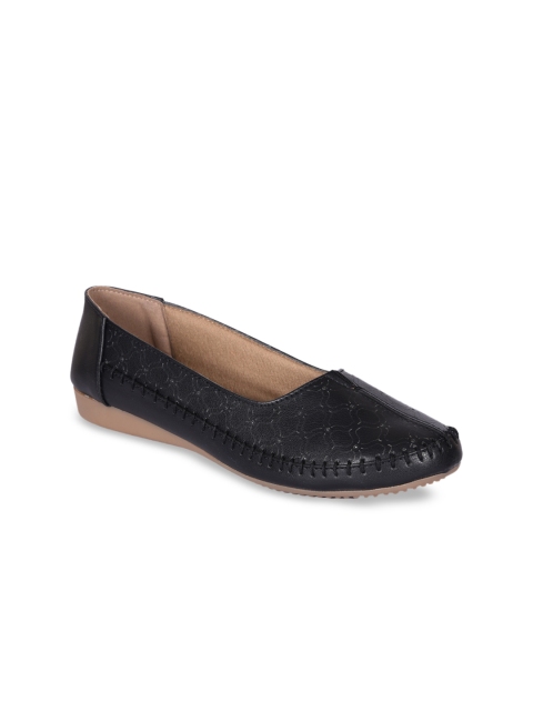 

meriggiare Women Black Textured Ballerinas