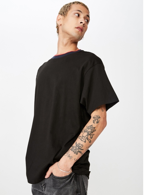 

COTTON ON Men Black Solid Round Neck T-shirt