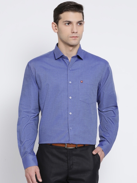 

SWISS MILITARY Men Blue & White Slim Fit Self Design Formal Shirt