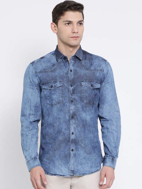 

SWISS MILITARY Men Blue Regular Fit Faded Denim Casual Shirt