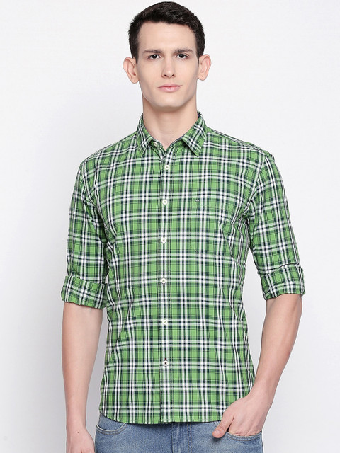 

Basics Men Green Slim Fit Checked Casual Shirt