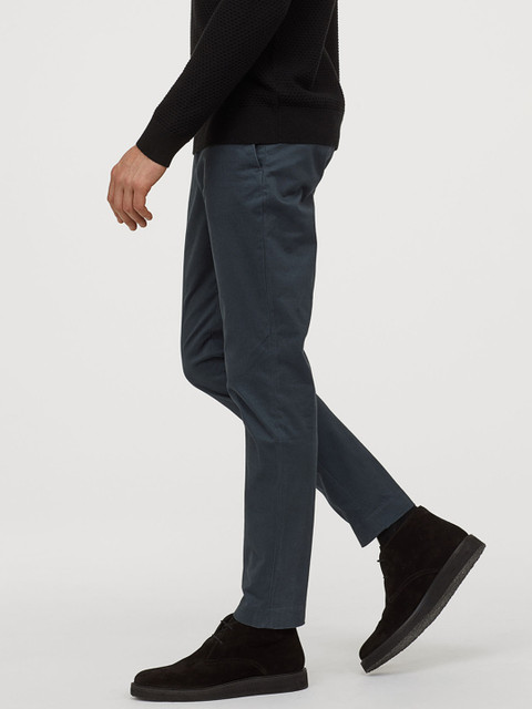 

H&M Men Blue Solid Cotton Chinos Slim Fit