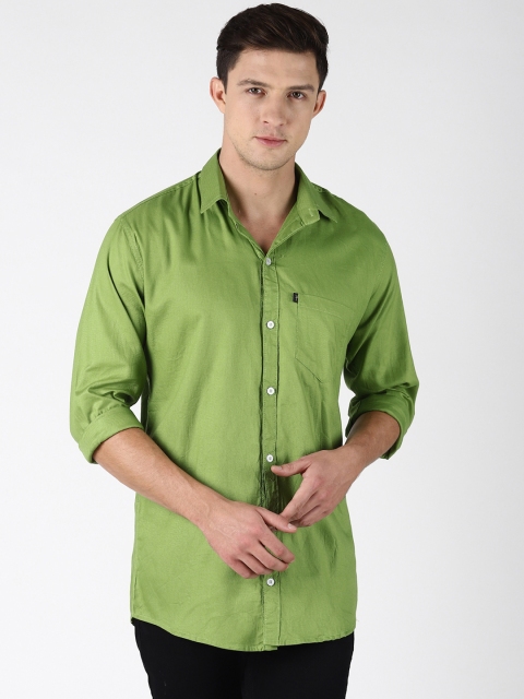 

LEVIZO Men Green Premium Regular Fit Solid Casual Shirt