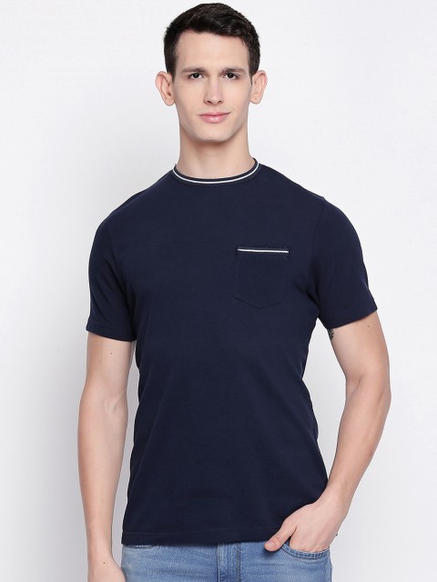 

Basics Men Navy Blue Solid Round Neck T-shirt