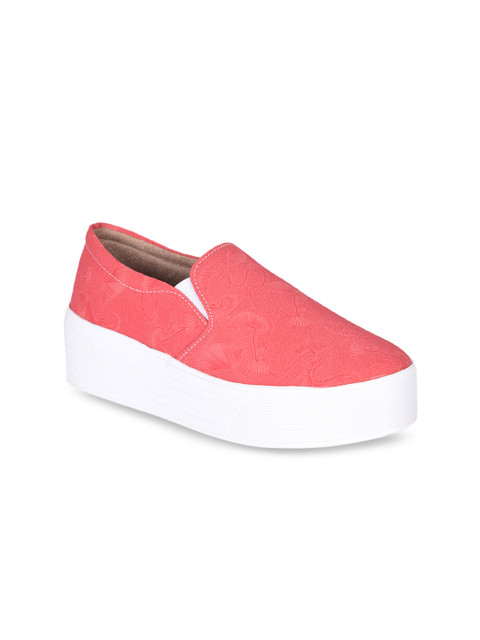 

meriggiare Women Coral Red Slip-On Sneakers