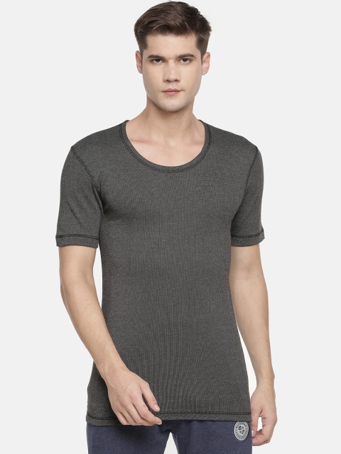 

Macroman M-Series Men Grey Solid Thermal Top, Black