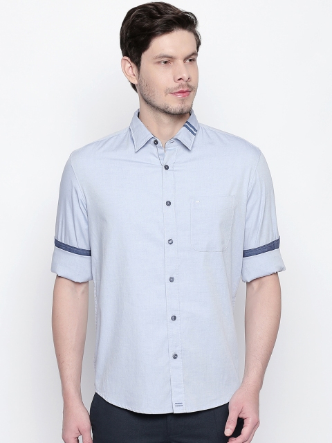 

Basics Men Blue Solid Slim Fit Casual Shirt