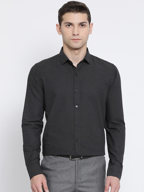 

SWISS MILITARY Men Black & Grey Slim Fit Self Design Formal Shirt