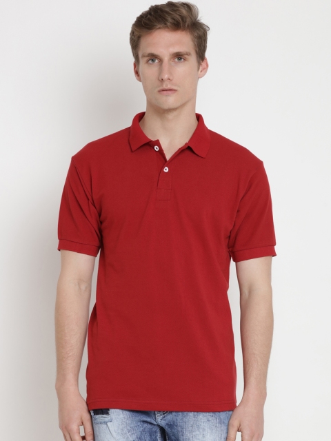 

Dais Men Maroon Solid Polo Collar T-shirt